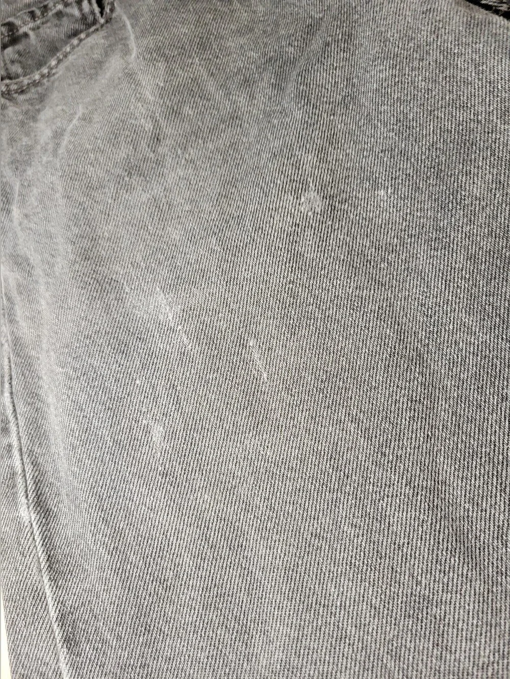 Vintage Levi's Men's Washed Gray Regular fit Jeans distressed
